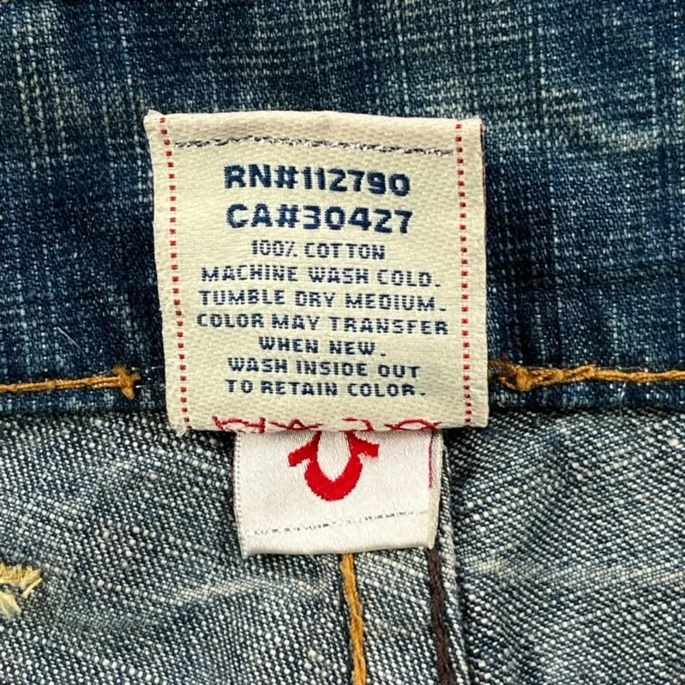 True Religion Logan Jeans Men 38 Blue Button Fly Distressed Split Hem‎ Whiskers